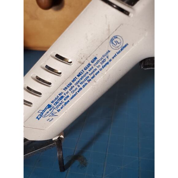 Arrow Electro Matic TR-550 Electric Glue Gun Used - Picture 3 of 3